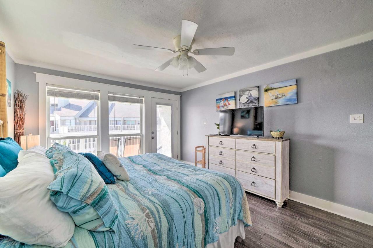 Port Aransas Condo With Outdoor Pool - Pets Welcome! Mustang Beach Екстериор снимка